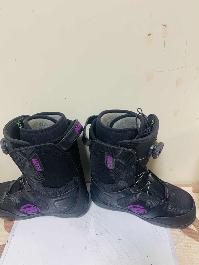 【良品】FLOW Lotus スノーボードブーツ 23.5cm　ボアシステム