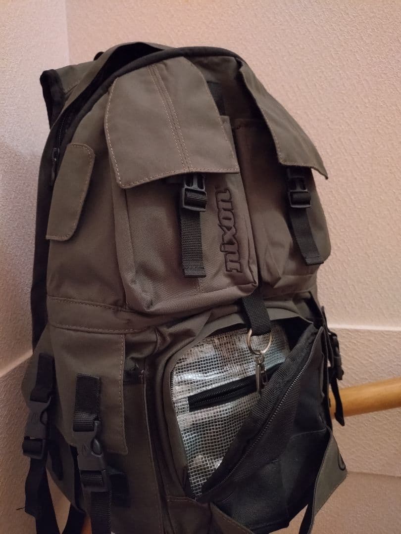 新品未使用NIXONリュック
