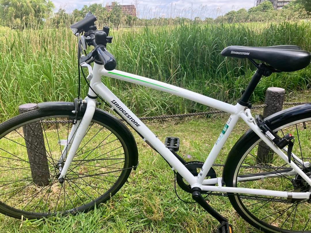ブリヂストン クロスバイク ホワイト 27型　ES1 BRIDGESTONE