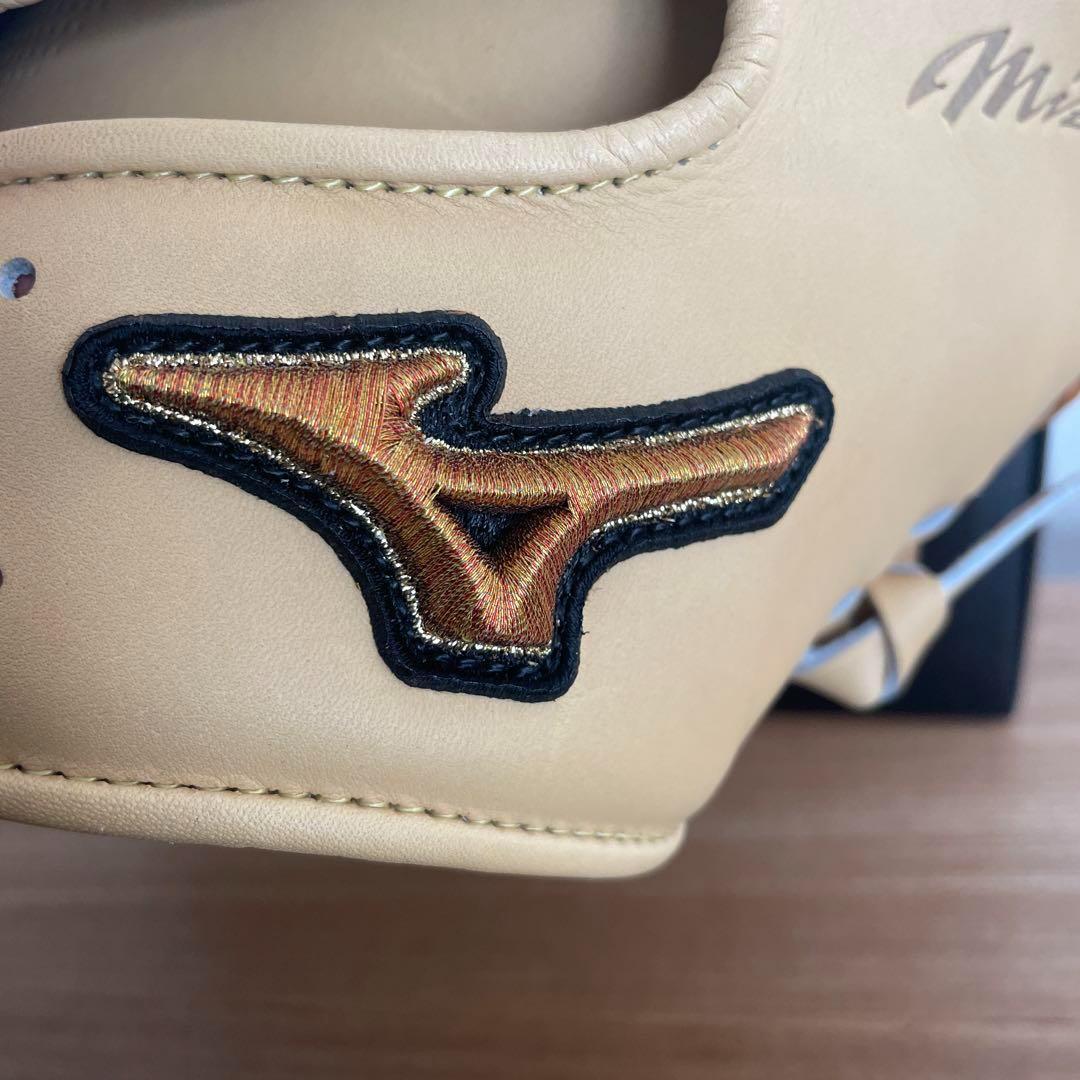 R*1様 ミズノプロ　號　硬式用　キャッチャーミット　定価68,200円　高校野