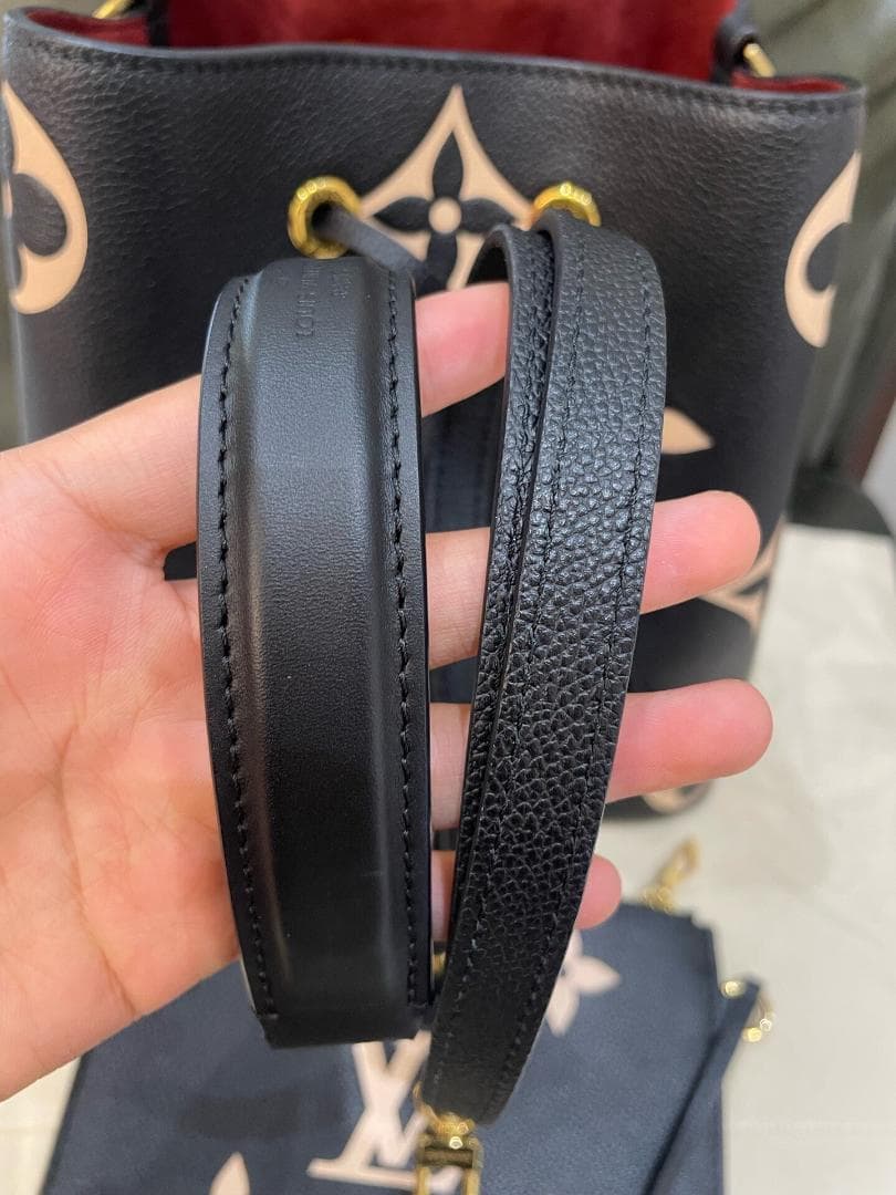 極美品✨ M45497　ネオノエMM　ハンドバッグ