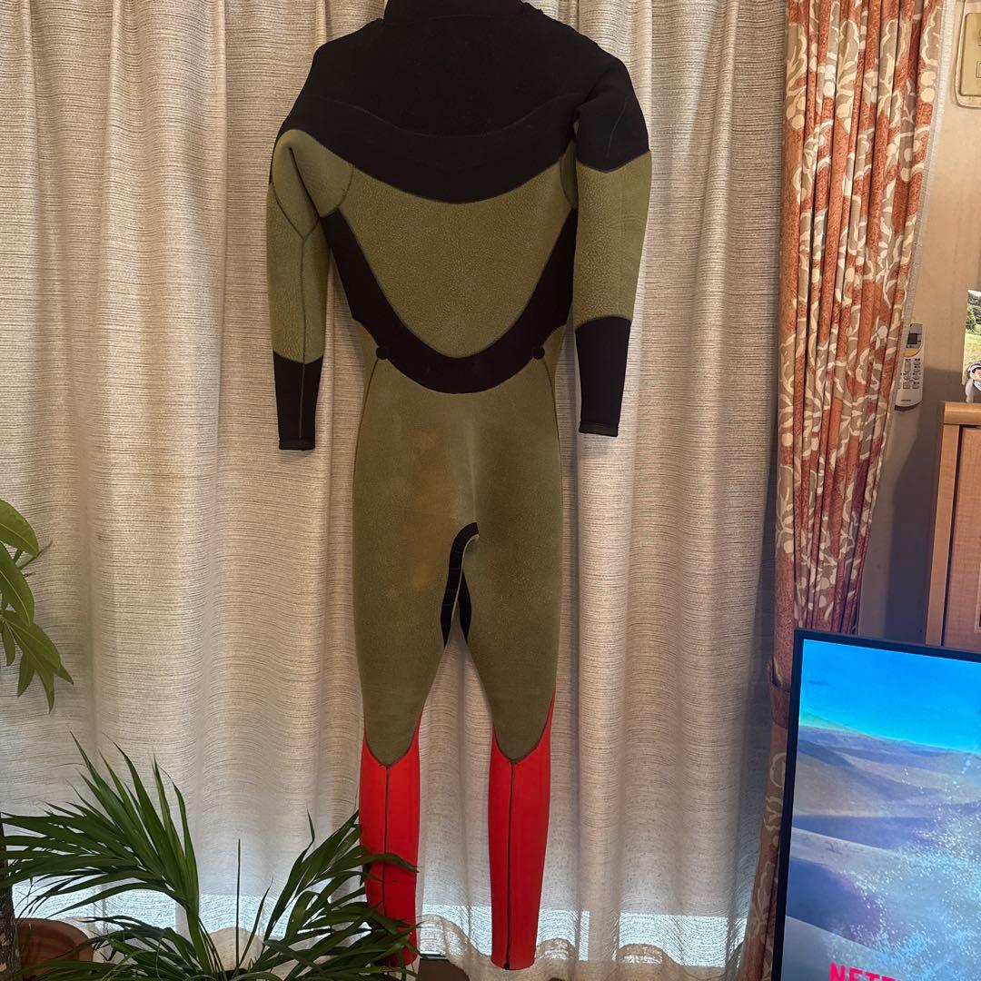 REVO フルスーツ 黒/グレー