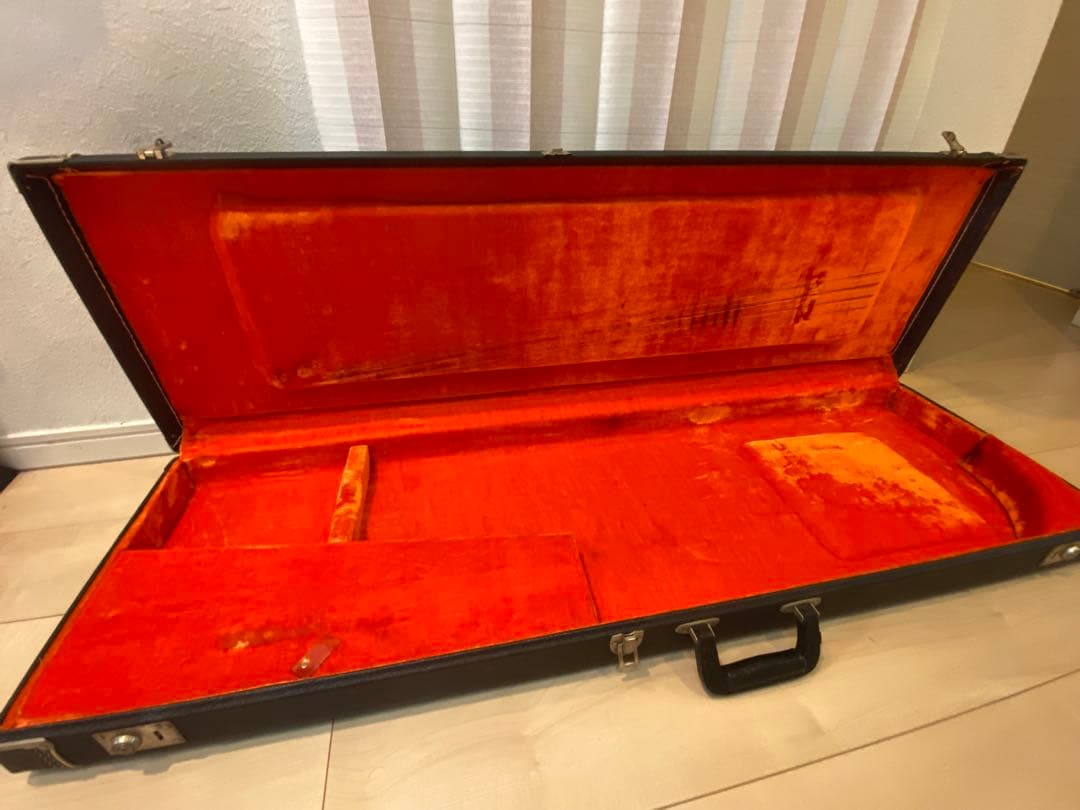 【値下げ交渉可】Fender 純正ベース用ハードケース　1976年製