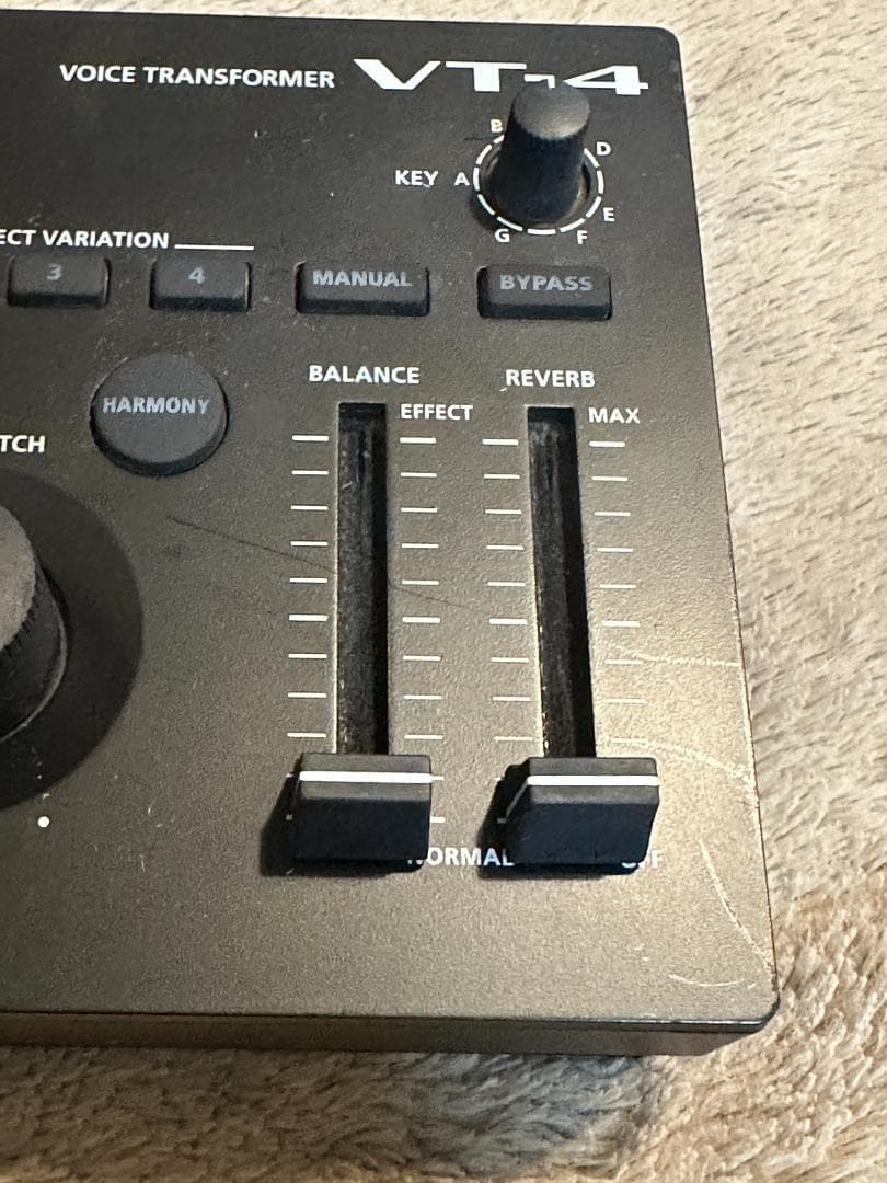 ROLAND VT4 ボイス・トランスフォーマー　ボーカル・エフェクター 本体