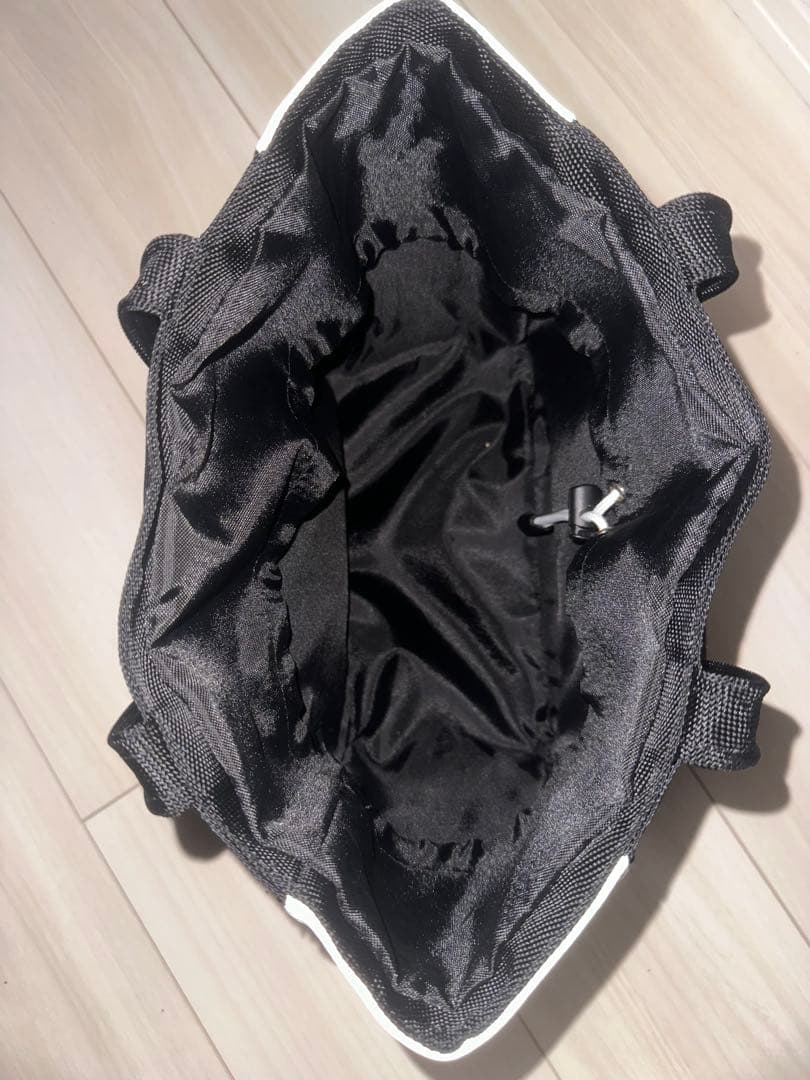 JONES カートバッグ 黒・白