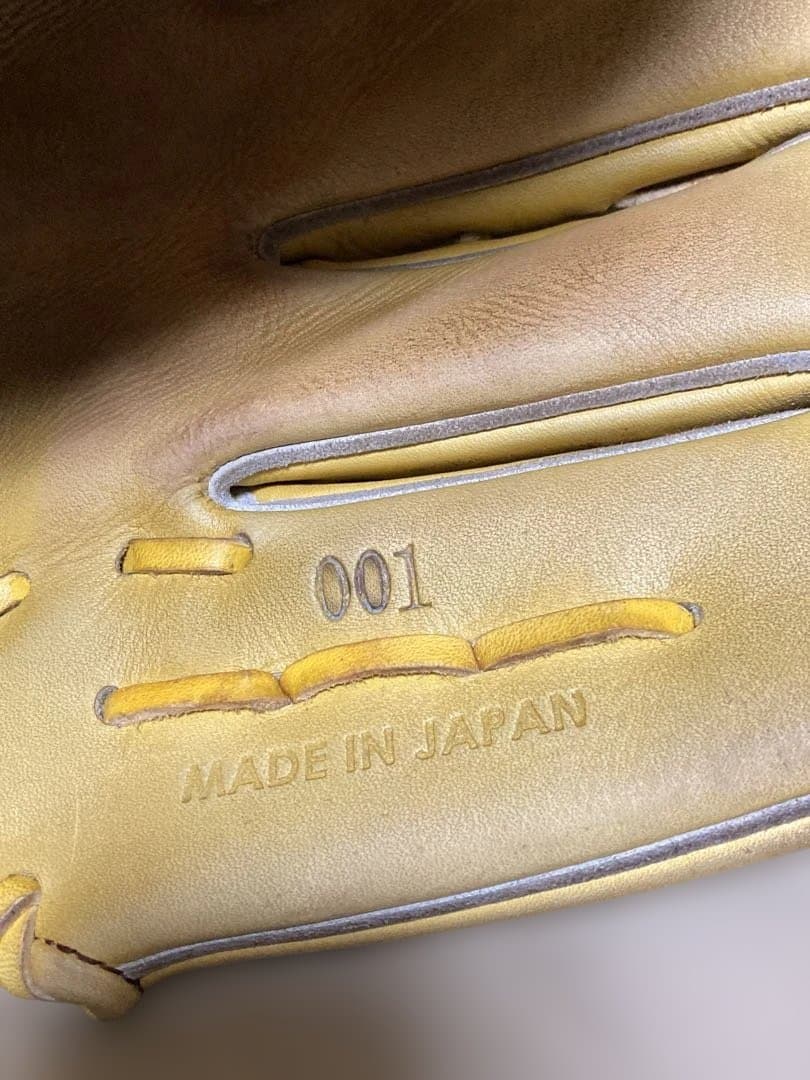 ごりら印の野球道具　硬式グローブ イエロー　30cm