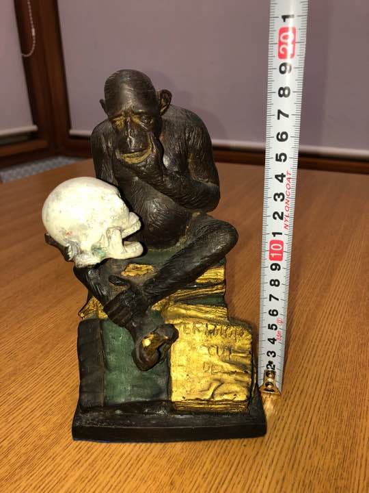 考える猿 ブロンズ像