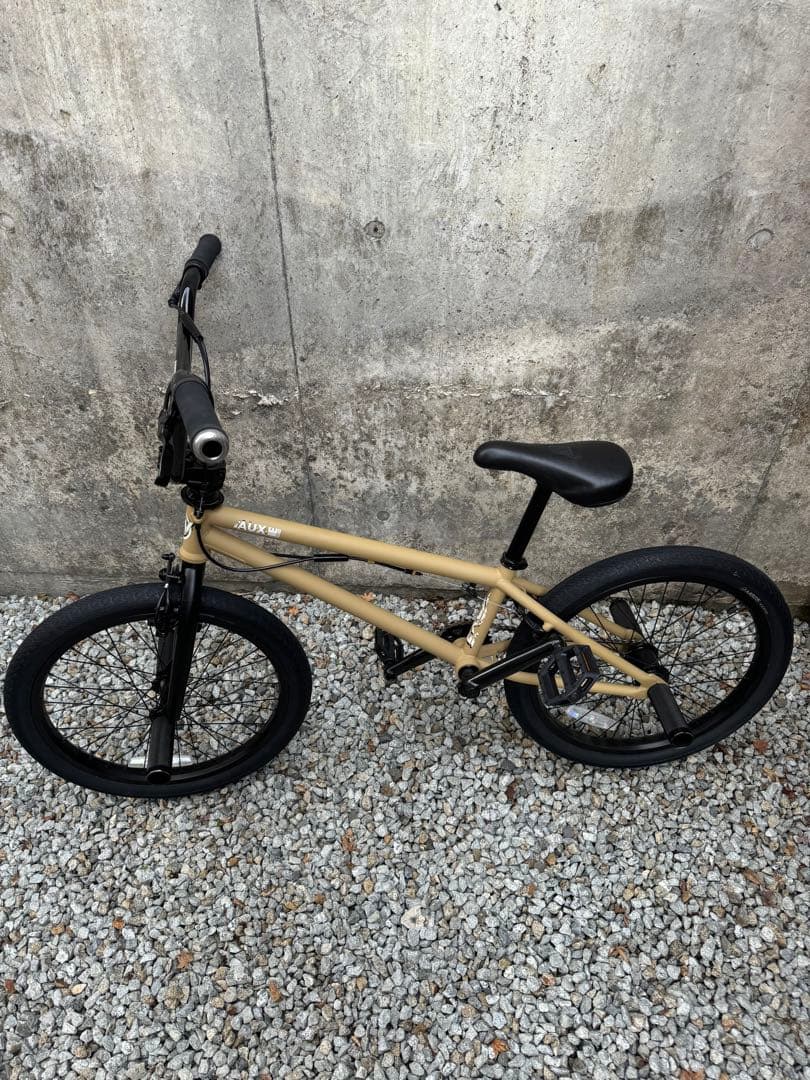 s*n様 BMX MOTEL WORKS AUX-E 美品　20インチ　フラット