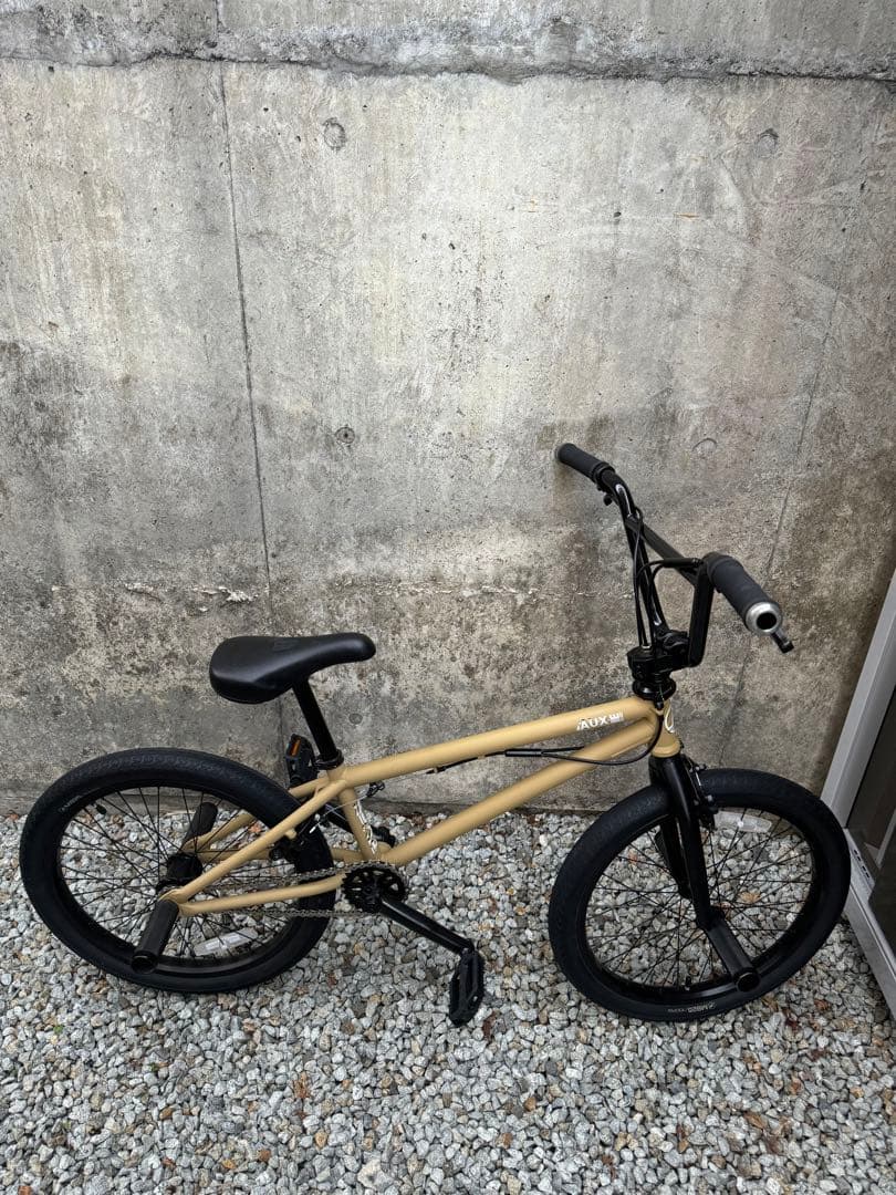 s*n様 BMX MOTEL WORKS AUX-E 美品　20インチ　フラット