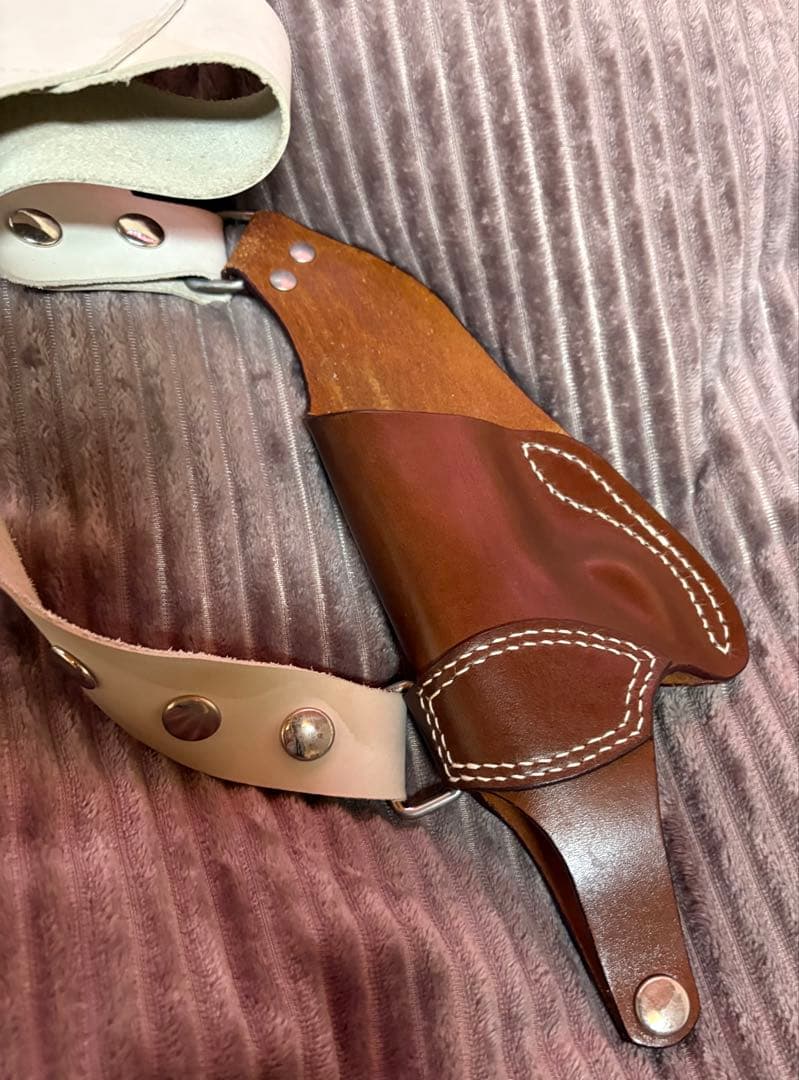 ベイシティ刑事　ホルスタ➖　\"MAGGYのドレス\" 星野ショルダーホルスター