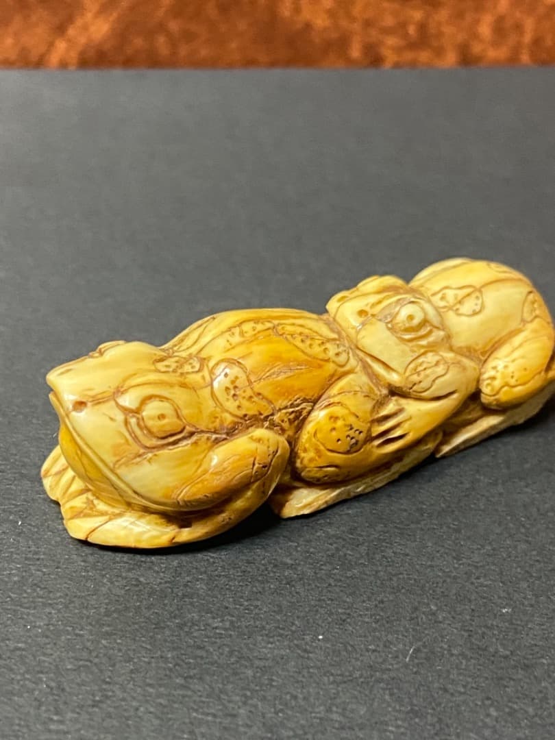 蛙根付 煙草入れ/緒締め/帯留め 彫刻/印籠・提げ物・