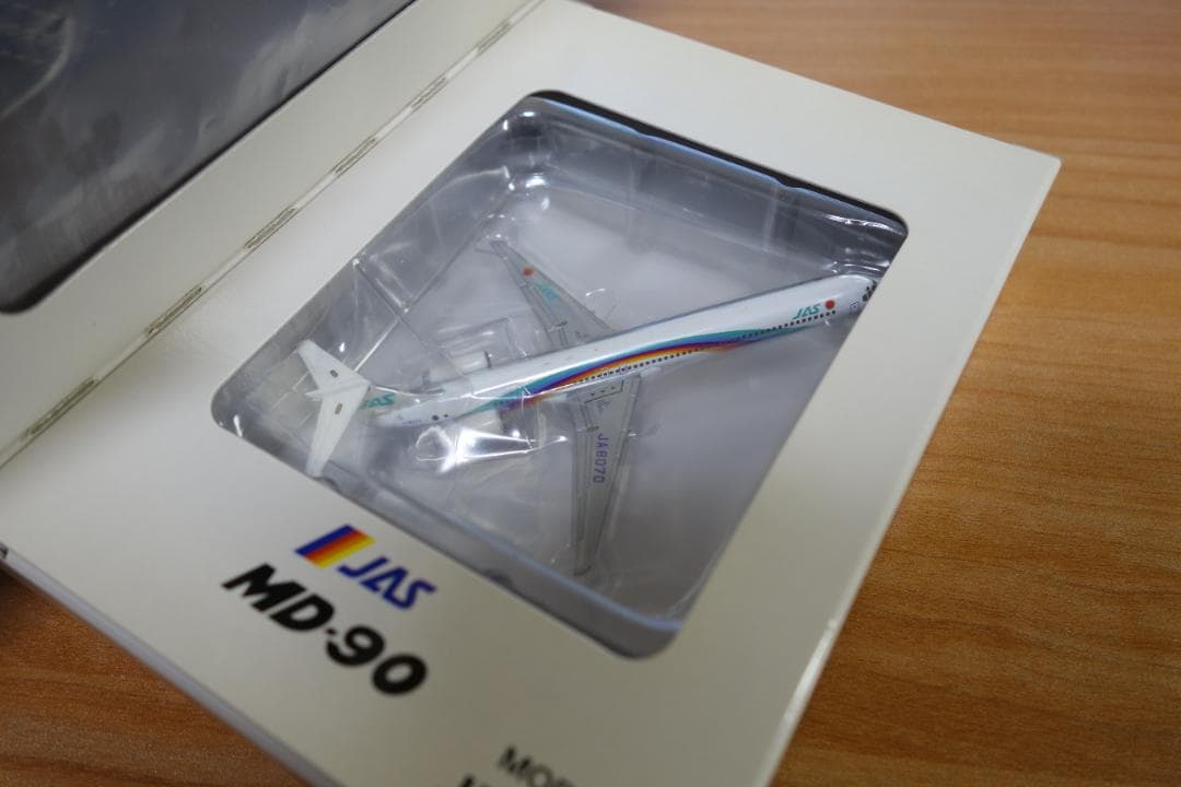 ①ダイキャスト JAS MD-90 7機 1/500