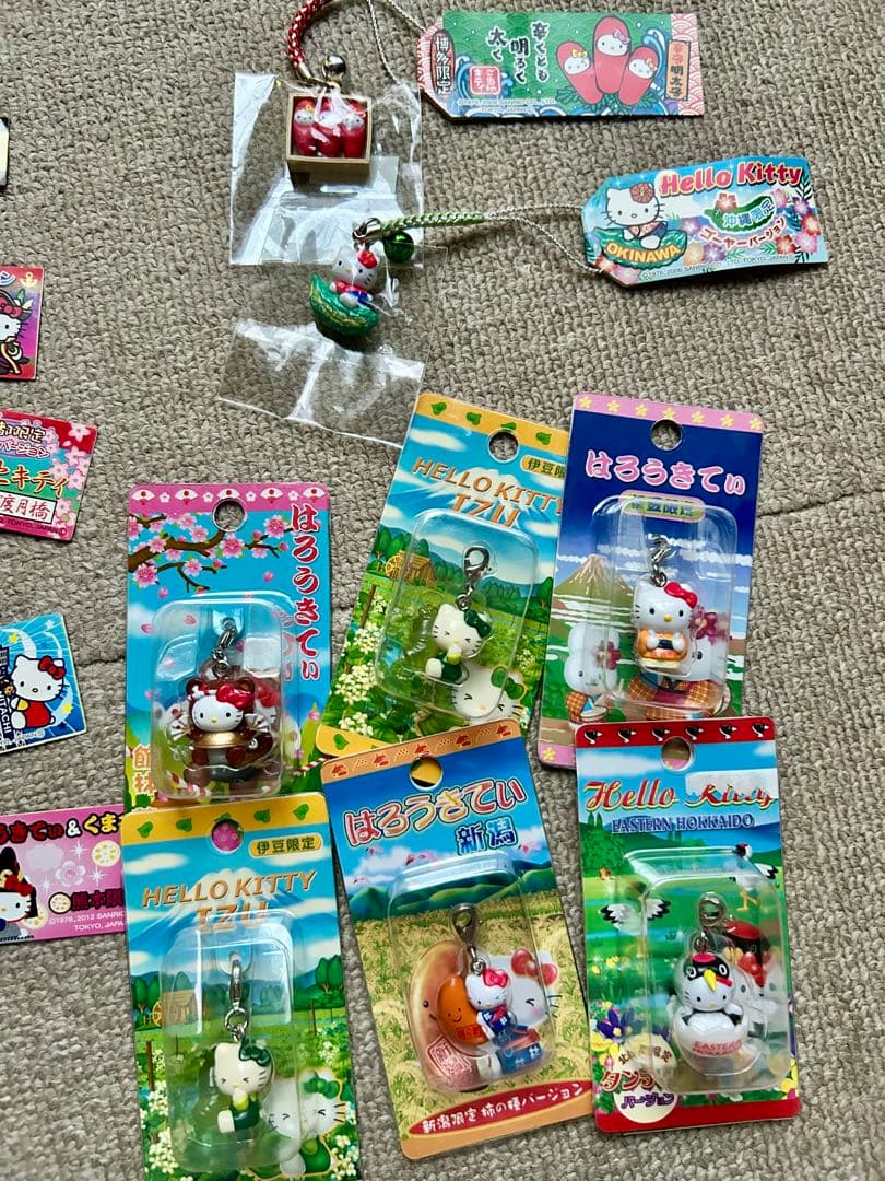 ご当地　ハローキティ ストラップセット