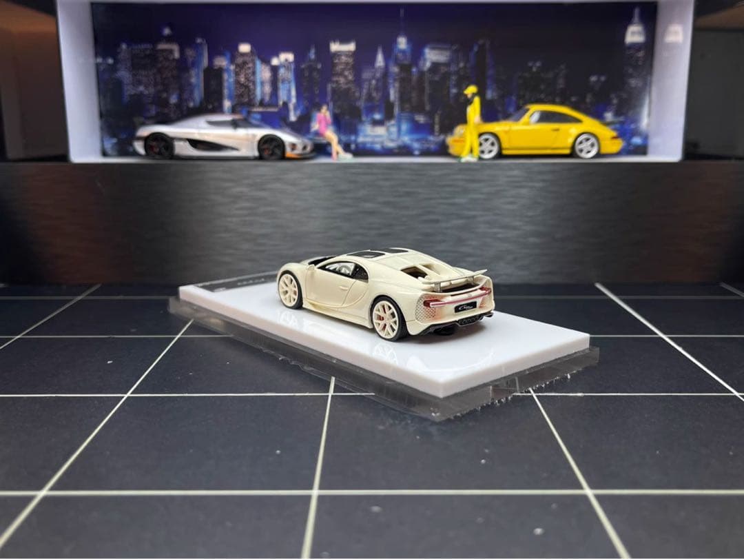 CRL 1/64 ブガッティ シロンスポーツ HERMES仕様