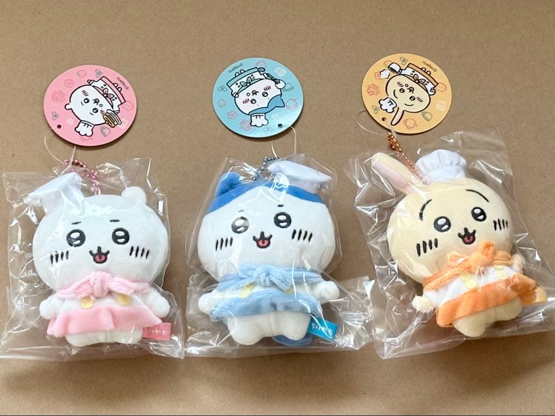 カフェのコックさん・ぶちミニマスコット●ちいかわ・ハチワレ・うさぎ