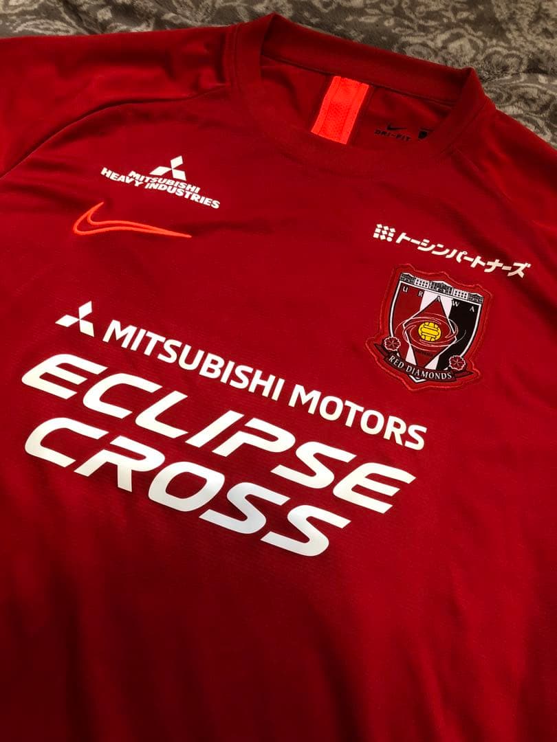 Nike シャツ レッド