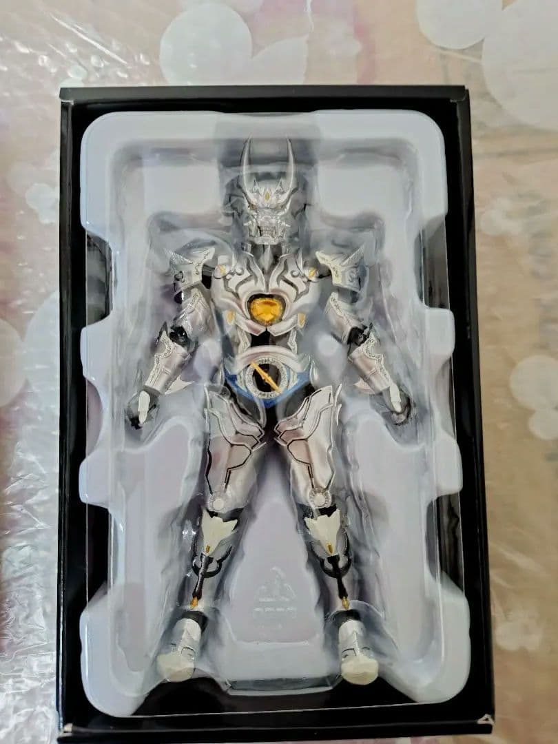 牙狼　フィギュアーツ真骨頂絶狼