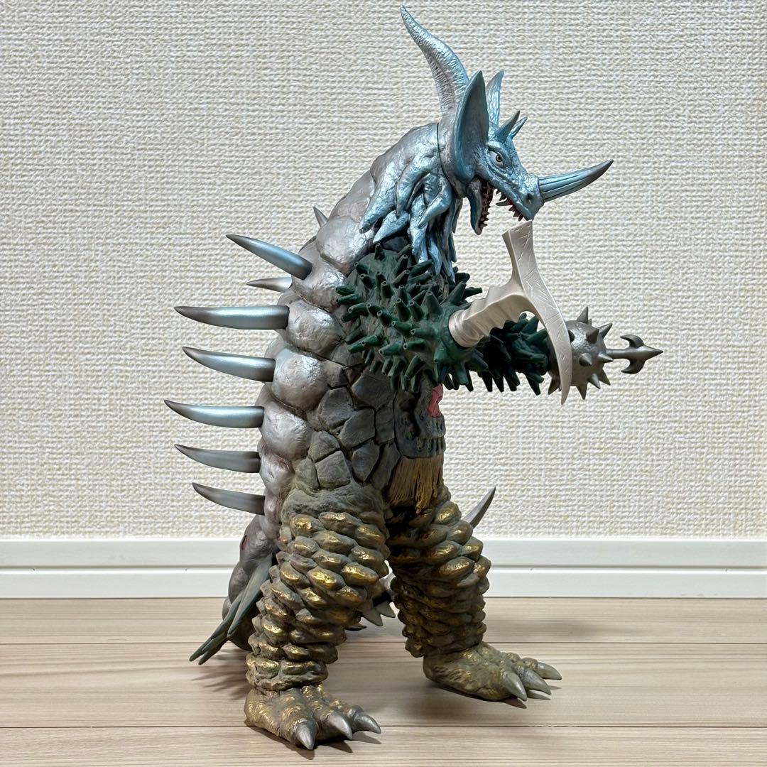 CCP 1/6特撮シリーズ 暴君怪獣タイラント ウルトラマンタロウ セット