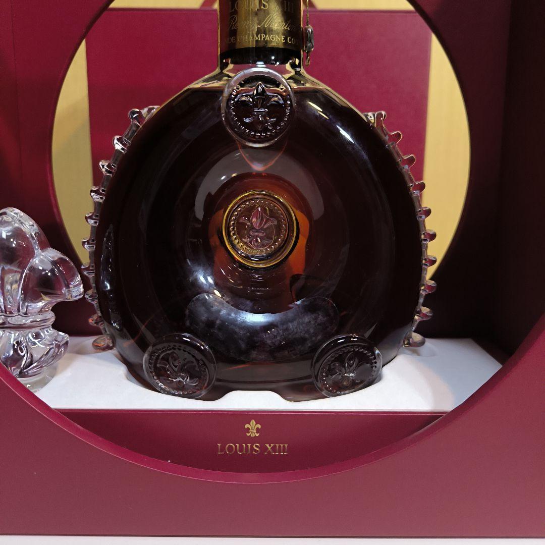 新型レミーマルタンの最高級品　ルイ１３世専用箱付きセット価格（シリアル番号一致）