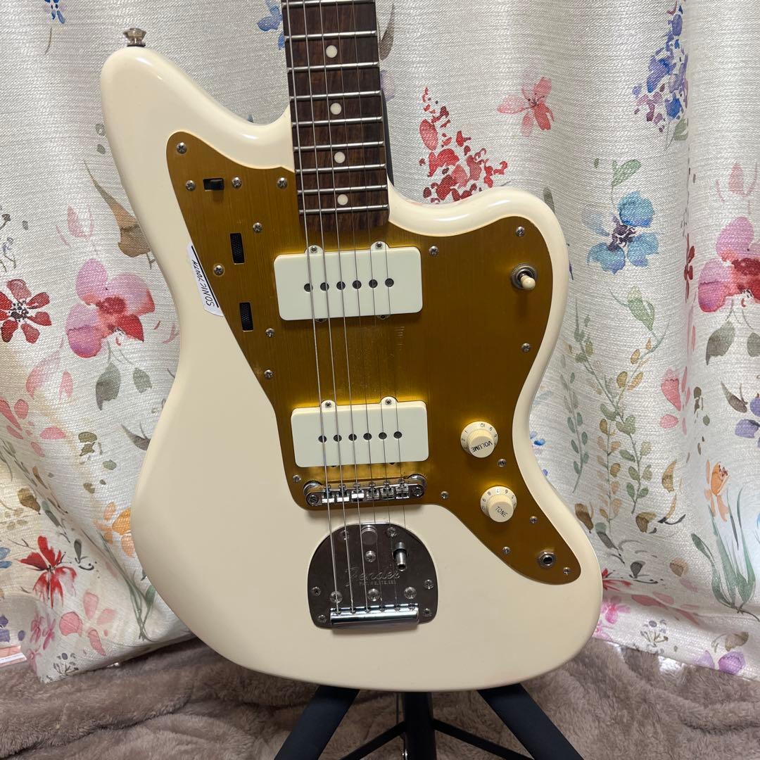 ギター Squier by Fender J Mascis Jazzmater MOD