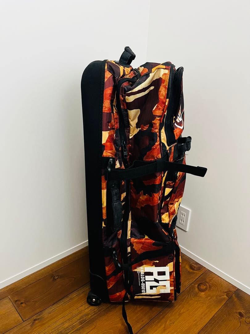 【トラベルバッグ】スノーボード Analog カモフラージュ