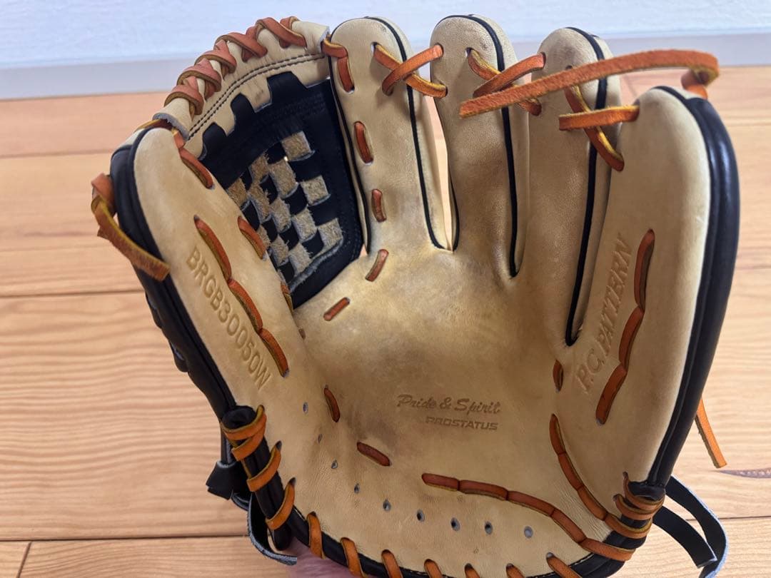 ZETT PROSTATUS 軟式グローブ ベージュ/黒