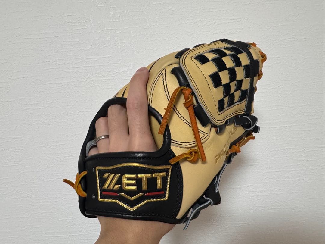 ZETT PROSTATUS 軟式グローブ ベージュ/黒