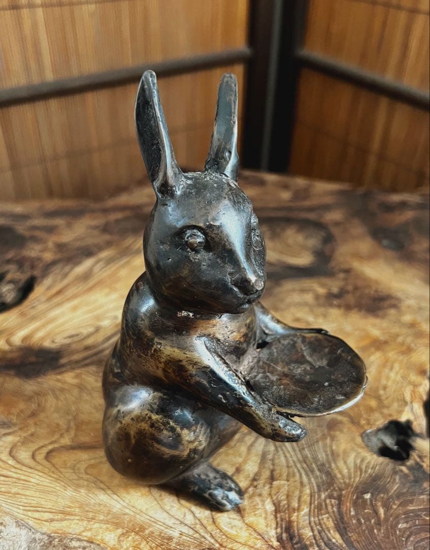 時代 古銅 小振り 兎 プロンズ 約H15㎝