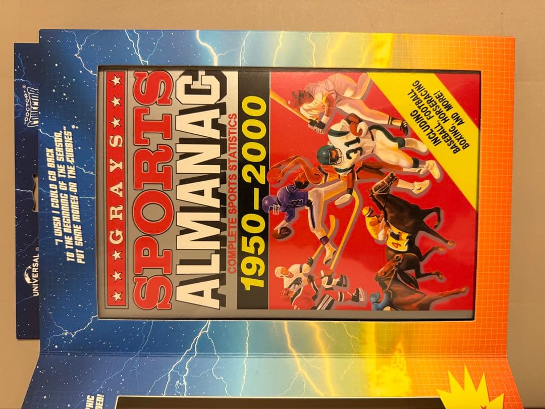 バック・トゥ・ザ・フューチャー スポーツ年鑑　レプリカ