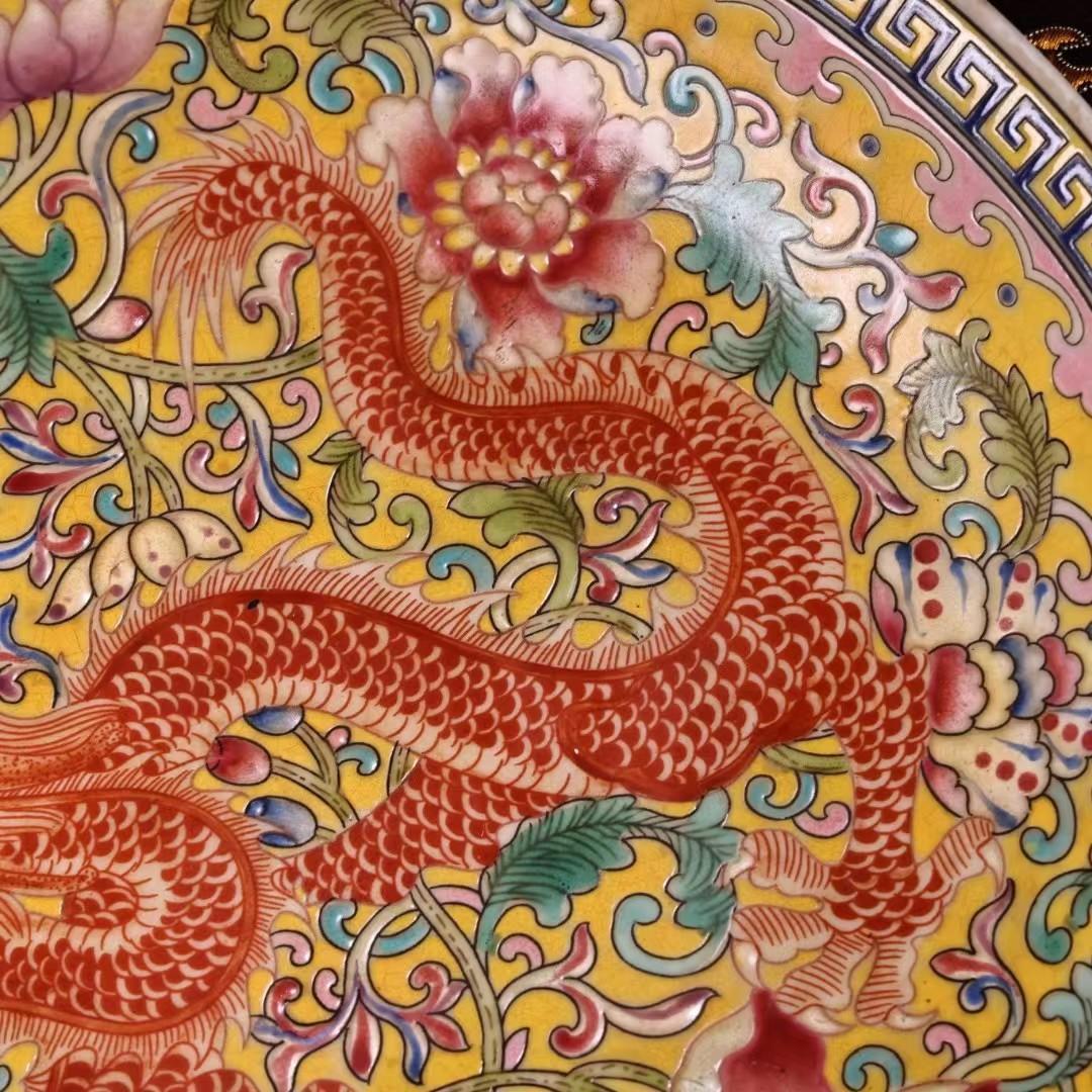 中国古美術・旧蔵粉彩陶磁器中皿・瑞獣龍絵皿・置物・純手描き・漆箱付・文房具・禮品