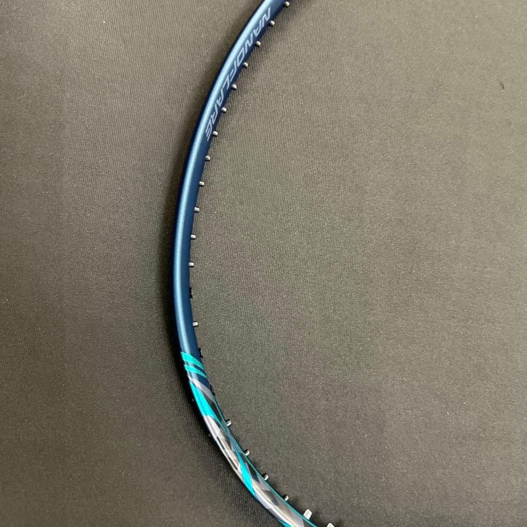 4UG6 ナノフレア800プロ　新品未使用　YONEX　バドミントン　ラケット