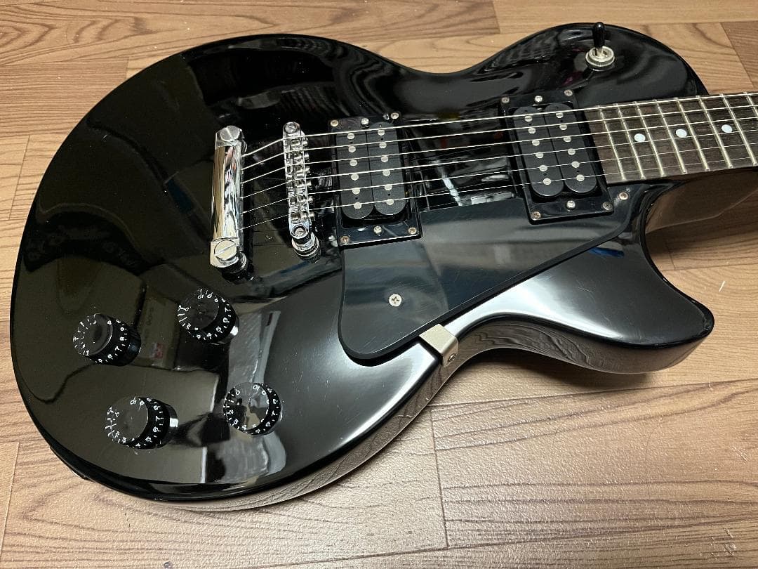 epiphone Les Paul Studio 黒 ケース付