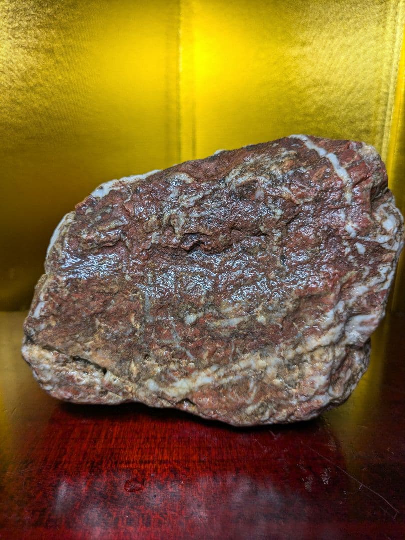 赤石 石英含有量多 1.36kg 原石 自立 未加工 鑑賞用 希少 レア品