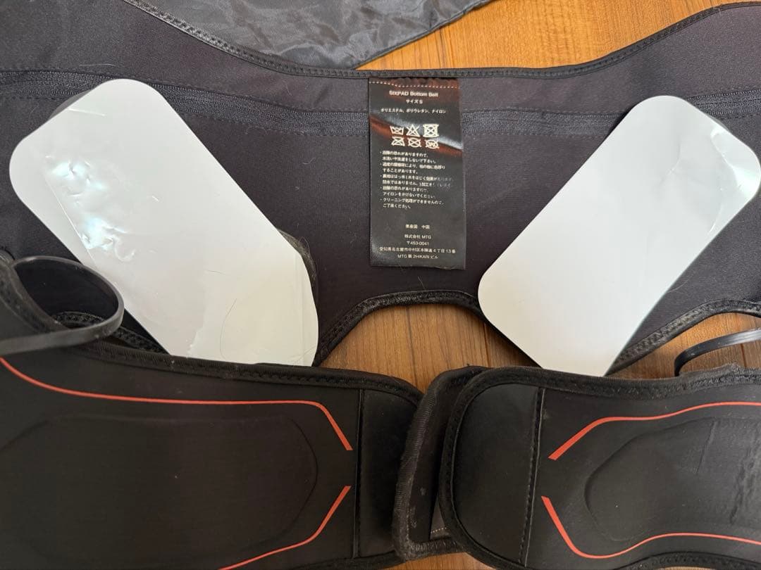 SIXPAD ボトムベルト Sサイズ＋純正ジェルシート