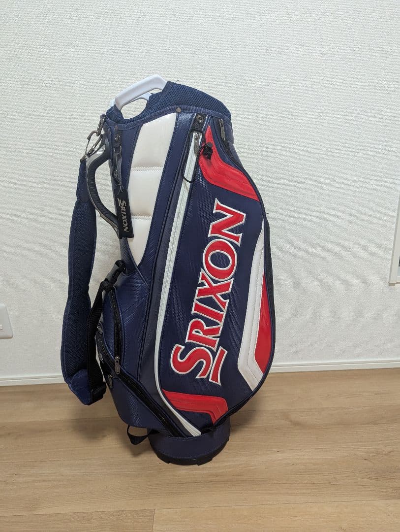 スリクソン　キャディバッグ