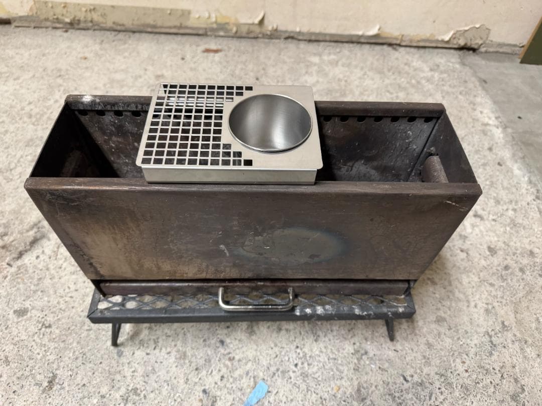 DOD めちゃもえファイヤー 焚き火台 (笑’s B-6君カン(燗)グリル付)