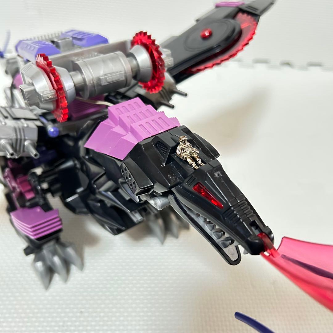 完品 旧ゾイド ギルベイダー メカ生体版 昭和版 発光・動作確認済 ZOIDS