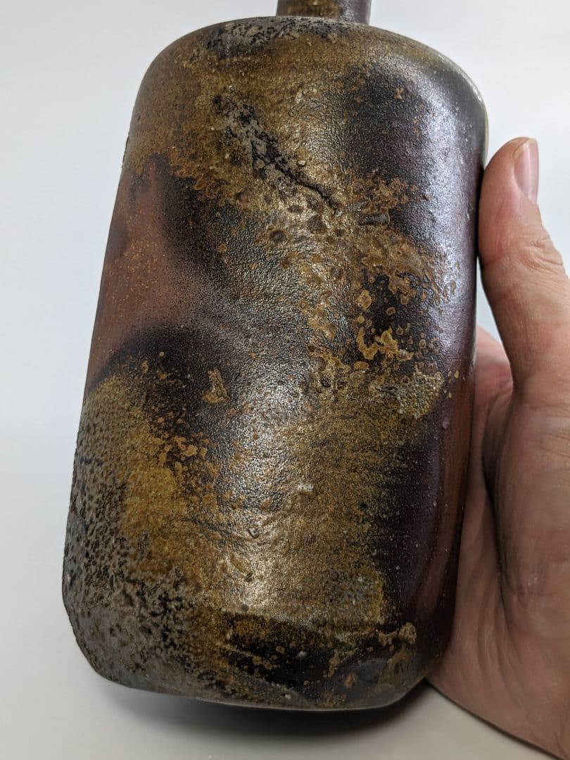 岡山県重要無形文化財 松井與之 備前焼 一輪挿花入 共箱共布栞 花器 花瓶 花生