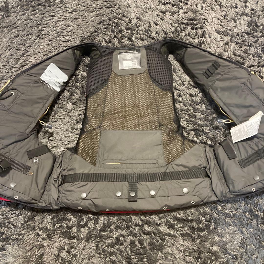 シマノネクサス　フローティングベスト リミテッドプロ VF-112M