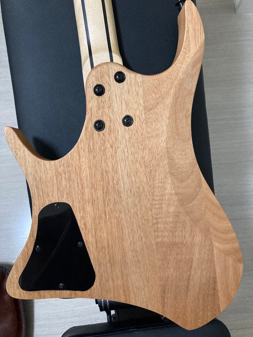 ヘッドレスギター　エレキギター6弦