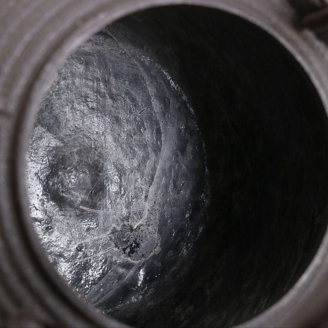 菊地政光造 亀甲文鉄瓶 斑紫銅蓋 煎茶道具　SX281