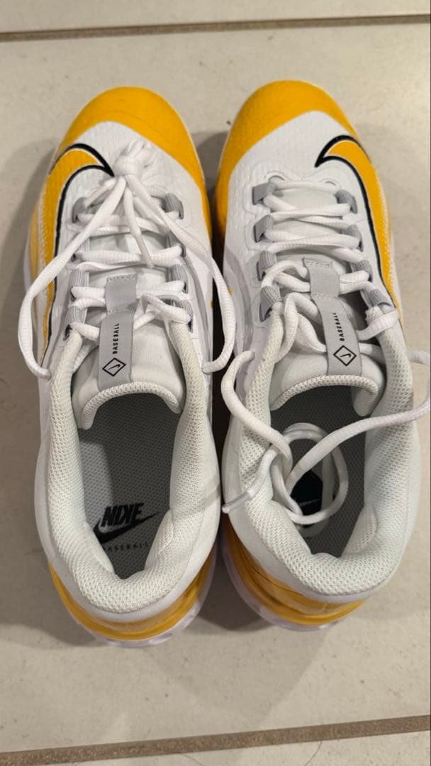 Nike 野球用スパイク　三連休限定価格！