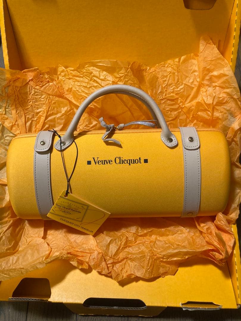 Veuve Clicquot ヴーヴクリコ トラベラーケース　未使用 箱付き