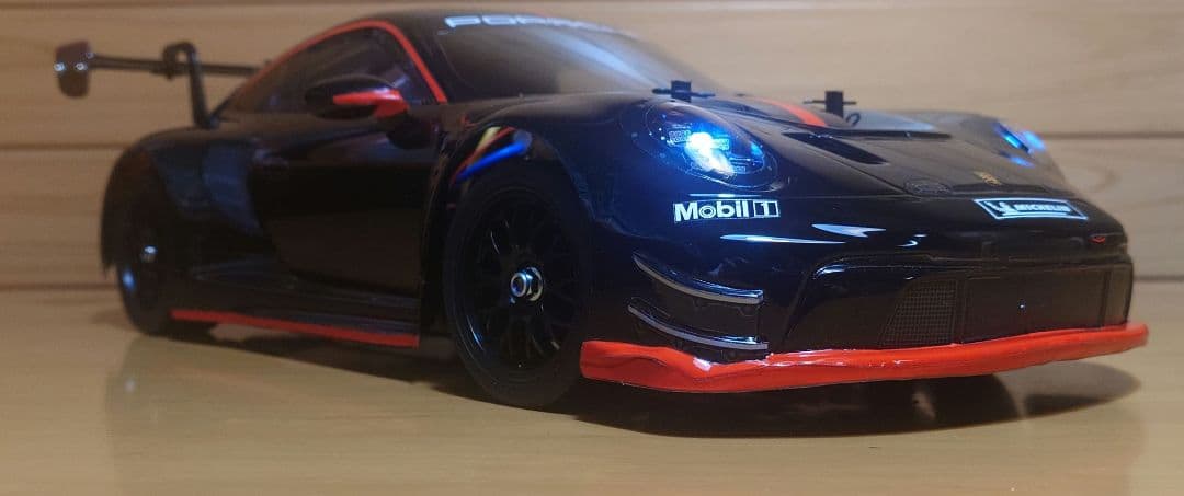 田宮RCポルシェ911GT3 R (992)LEDライト付＆プロポ充電器完成品