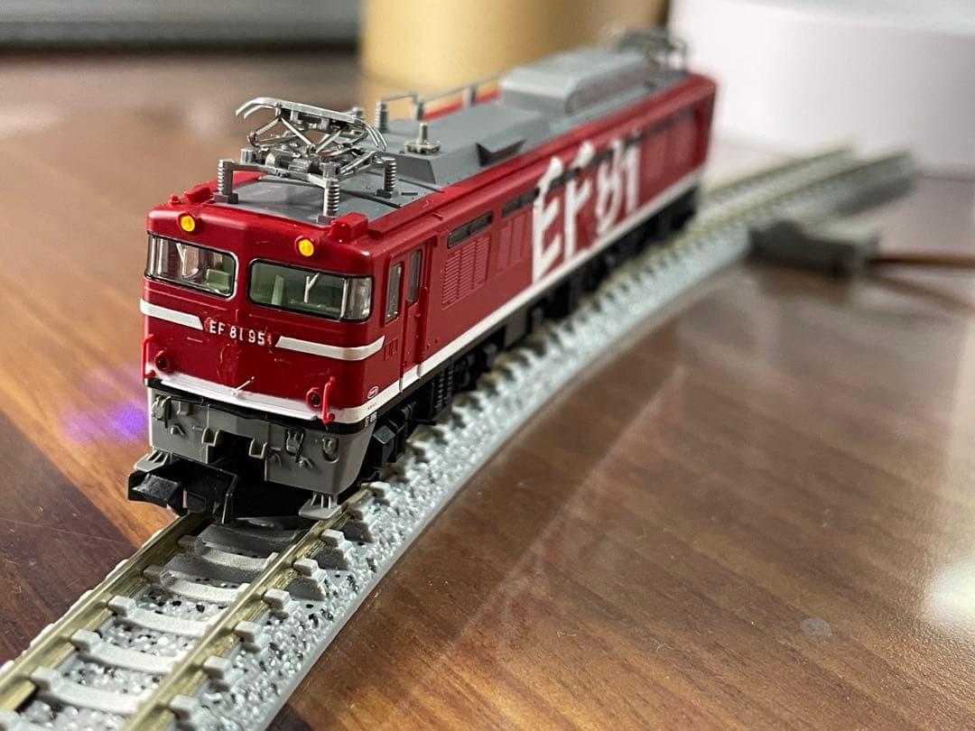 KATO EF81+カシオペア　フル編成