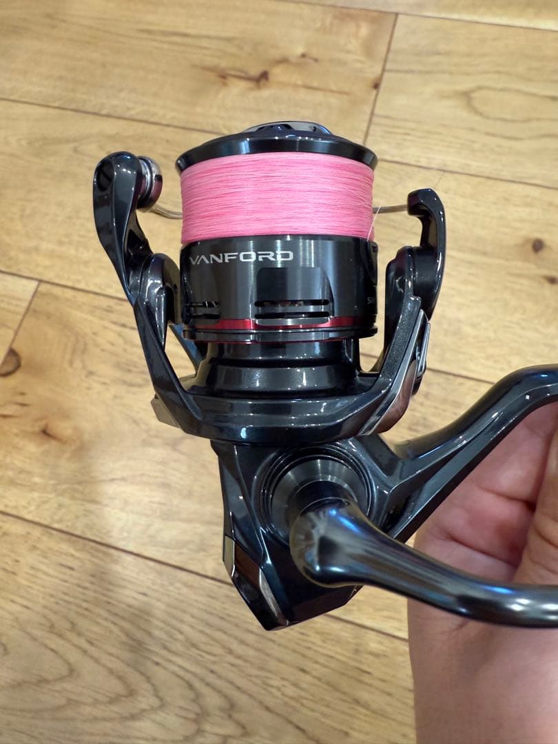 SHIMANO 24VANFORD C2000S スピニングリール