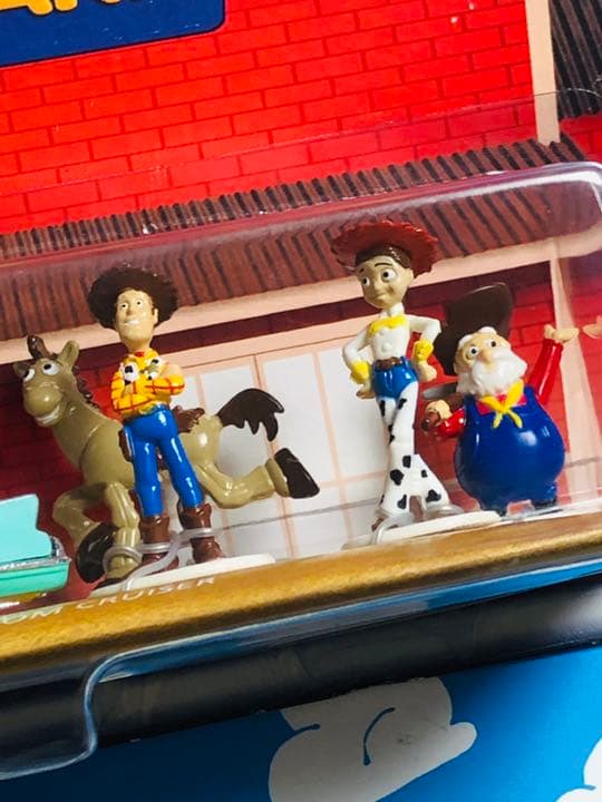 トイストーリー アル愛車 希少アルズトイバーン・アル マクウィギン　ピクサー