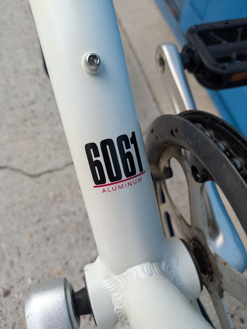 momo 　ルイガノ　LOUIS GARNEAU MV1 ミニベロ