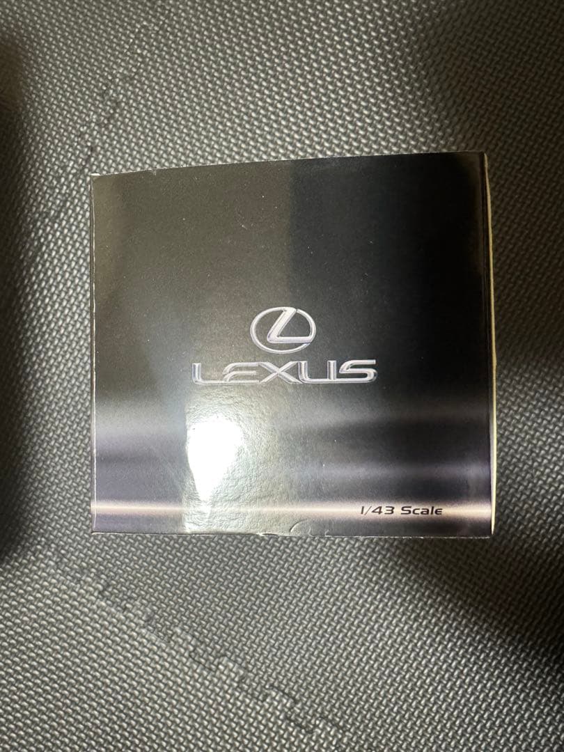 レクサス LM 1/43 左ハンドル ソニッククォーツ