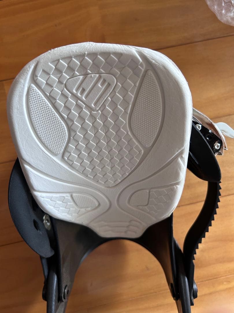 zumaスノーボードビンディングセット　153cm